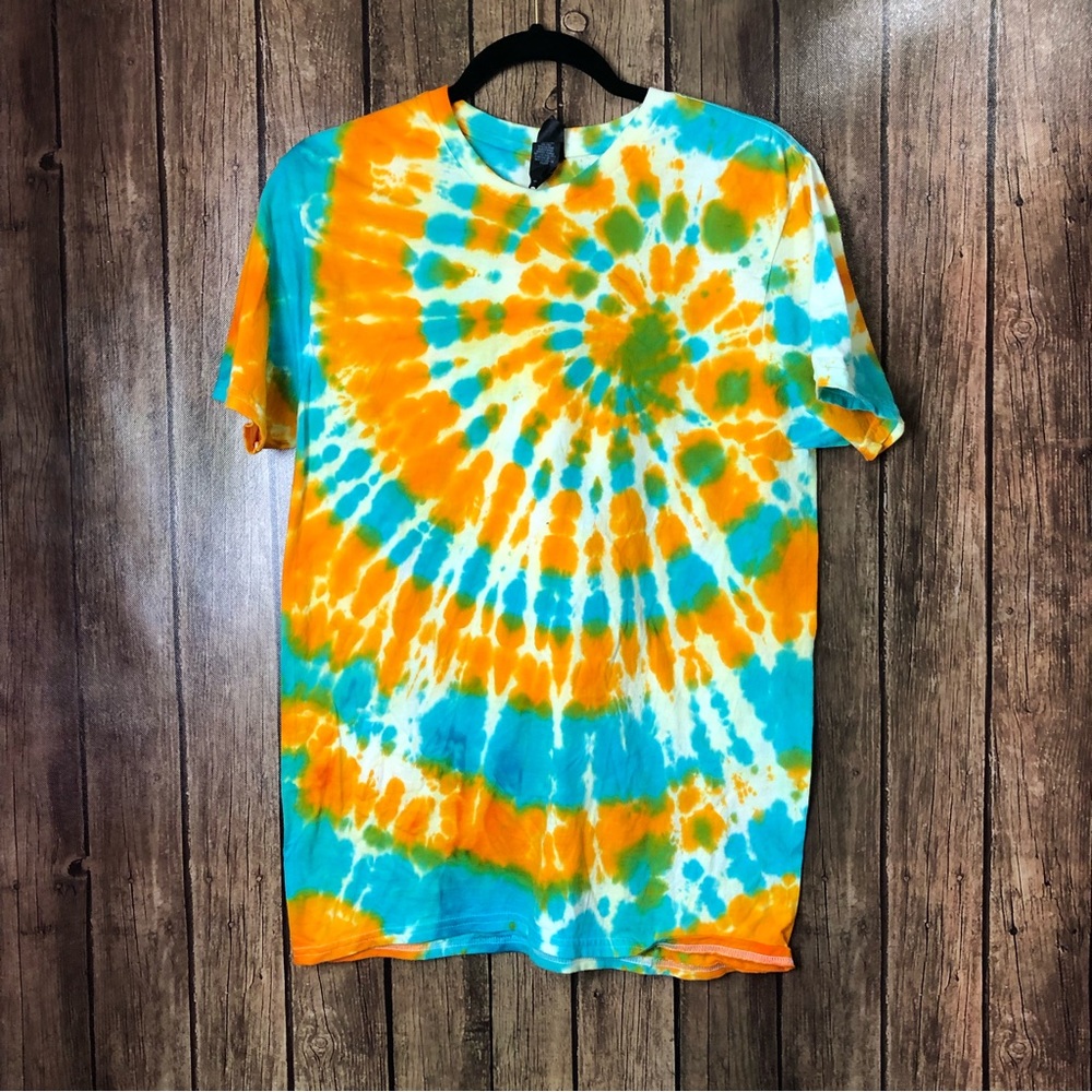 NEW Tie Dye Short Sleeve Tee Never Worn Unisex Size Medium